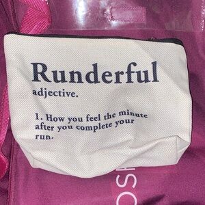 Runderful Cream Runners Pouch